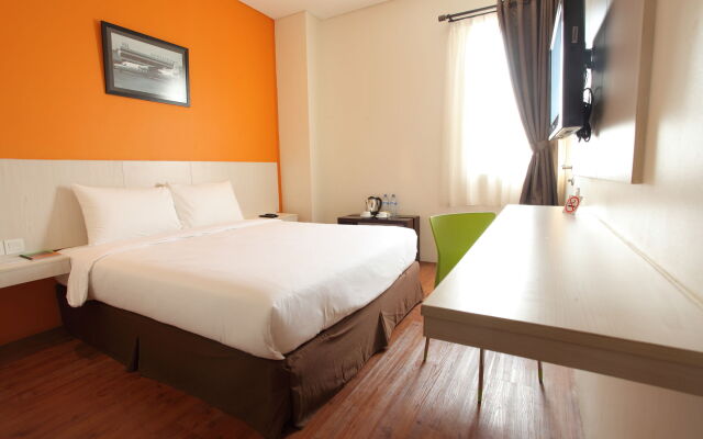 Hotel Dragon Inn by SHM