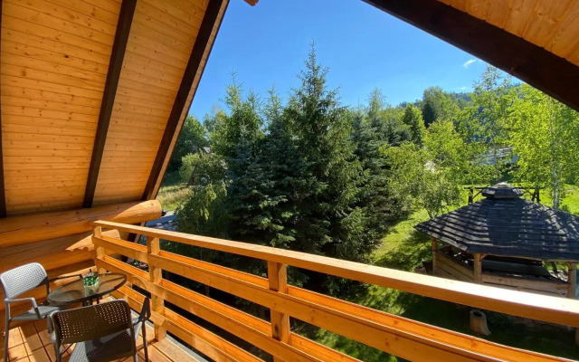 Jedlina - naturalny dom z bali jodłowych