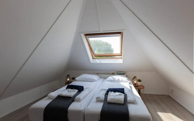 Snug Holiday Home in Huissen near Center