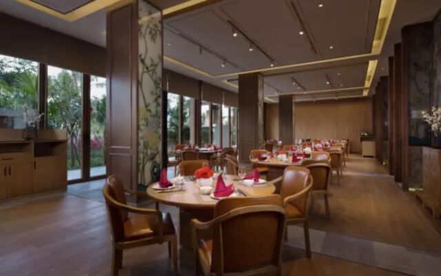 La Fountain Hotel & Resort