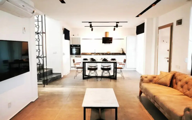 Spectacular Villa With Private Pool in Antalya