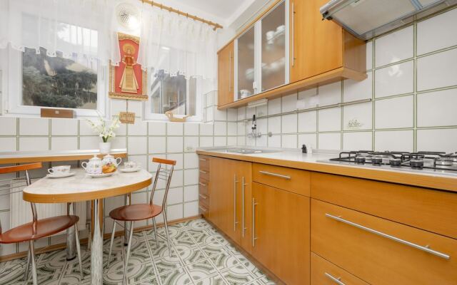 Apartment With 3 Bedrooms by Renters