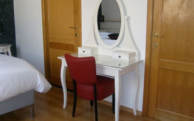 B&B Elimil