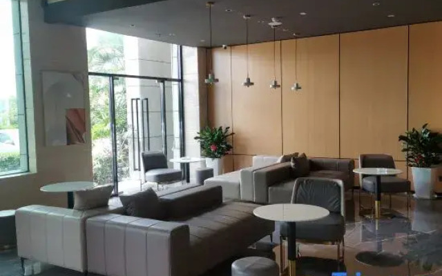 Yinhua Business Hotel (Zhuhai International Convention Center)