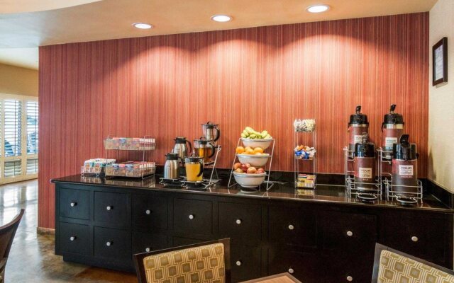 Comfort Suites DFW North/Grapevine