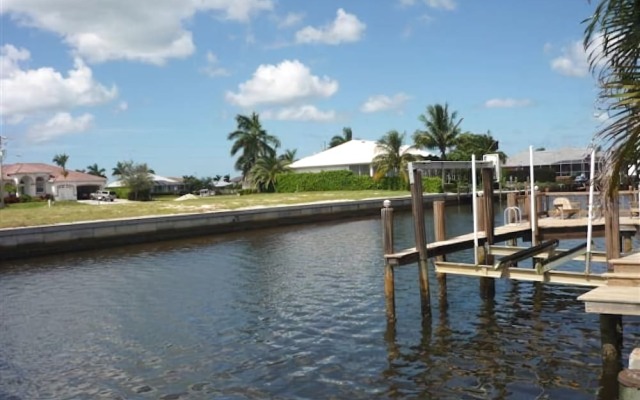 Marco Island Vacation Pool Homes