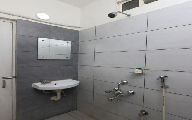 Hotel Delma by OYO
