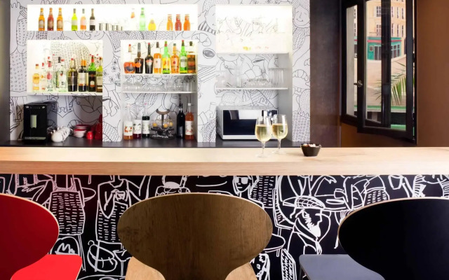 Mercure Paris Butte Montmartre Basilique