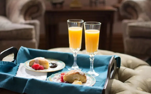 Harrison House Bed & Breakfast