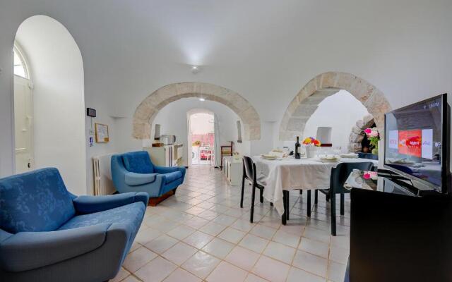 La Casa Sulla Roccia Trulli Pool
