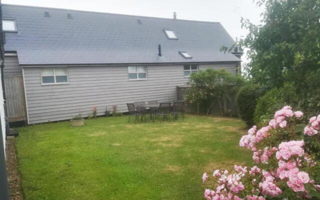 44 Sea Lane