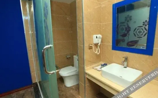 Chengdu Huaxiang Sunshine Hotel