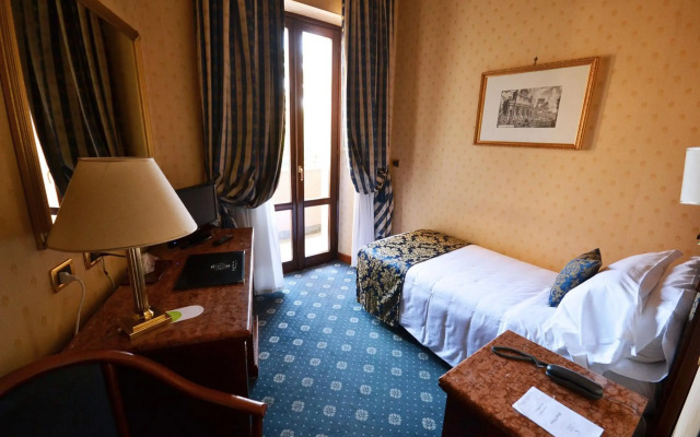 City View Hotel Roman Road Market