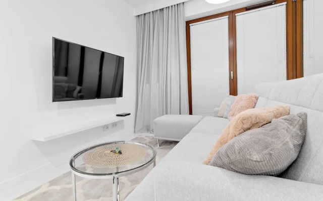 Wilanow Lovely Apartment