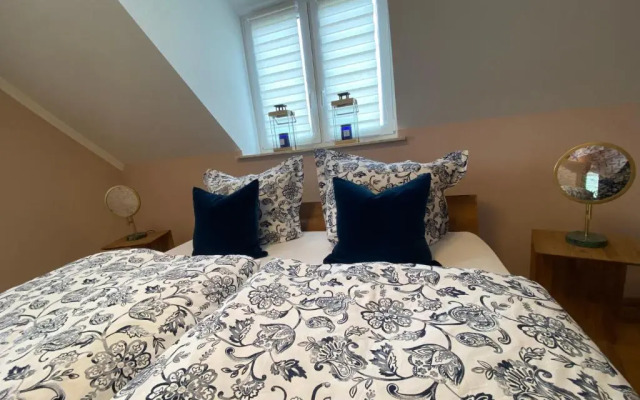 Schöne drei Raumwohnung. Hell,stilvoll, gemütlich.