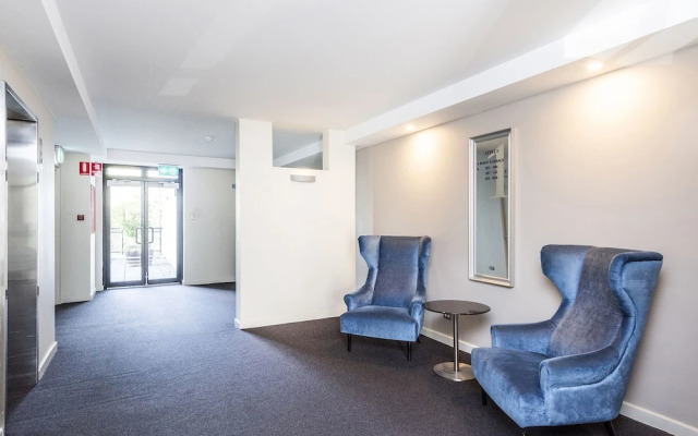 Ascot Quays Apartment 102