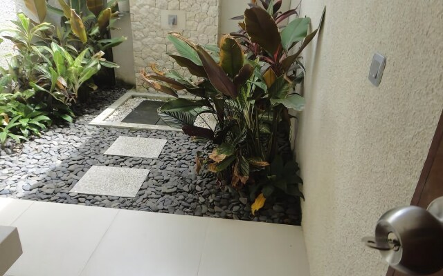 Intan Mutiara Sanur Beach Villa