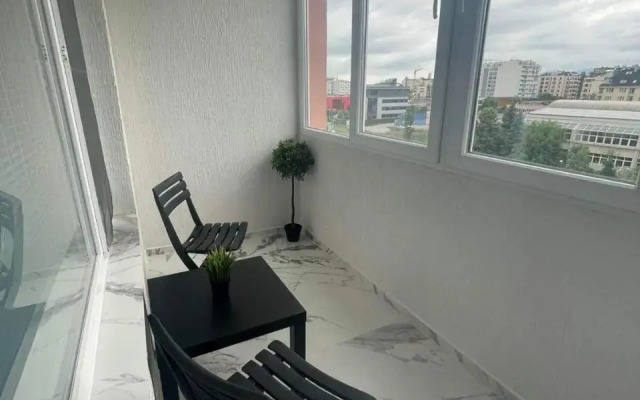 Diana Residence