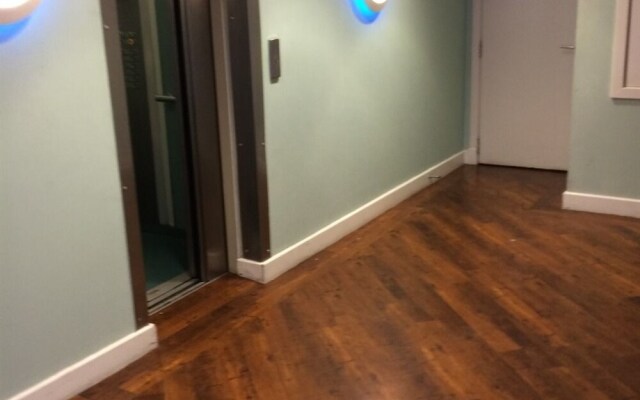 Apex Variety Gate Apartment