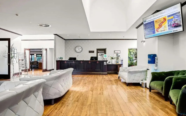 Hotel Elms Christchurch, an Ascend Collection Hotel