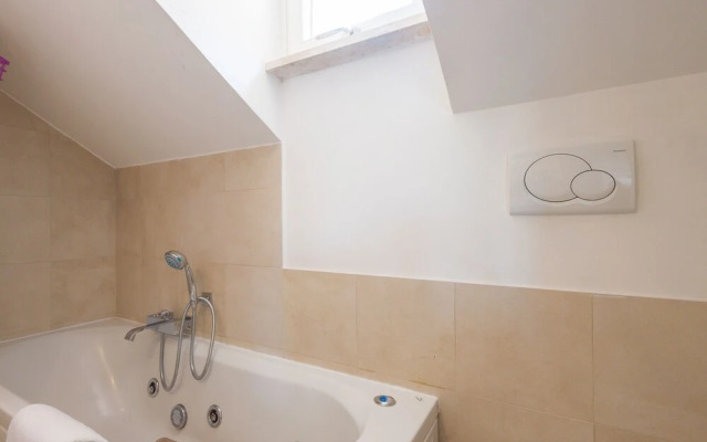 Rsh Coronari Terrace Apartment