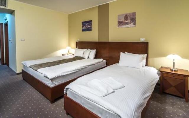 Garni Hotel Semlin BB