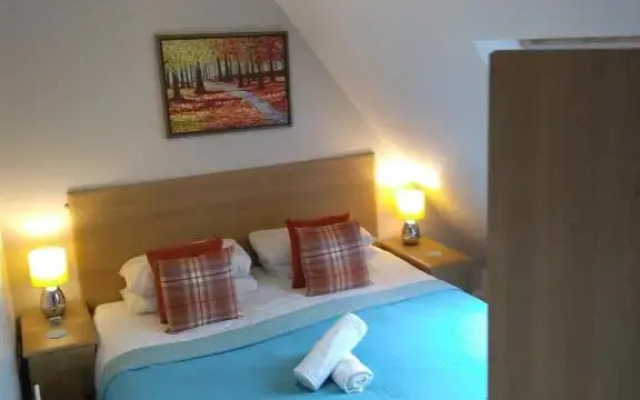 Tollyrose Country House