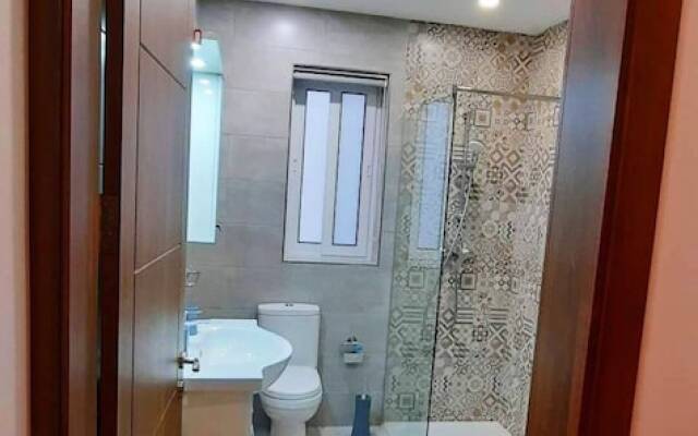 Beautiful 2 Bed Apartment in Għajnsielem
