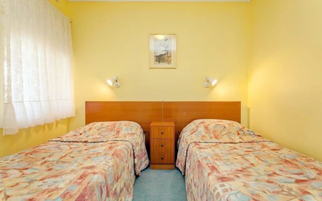 Quarterdeck, Unit 4/12 Magnus Street
