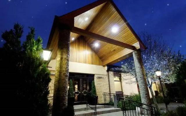 Devon Inn Hotel