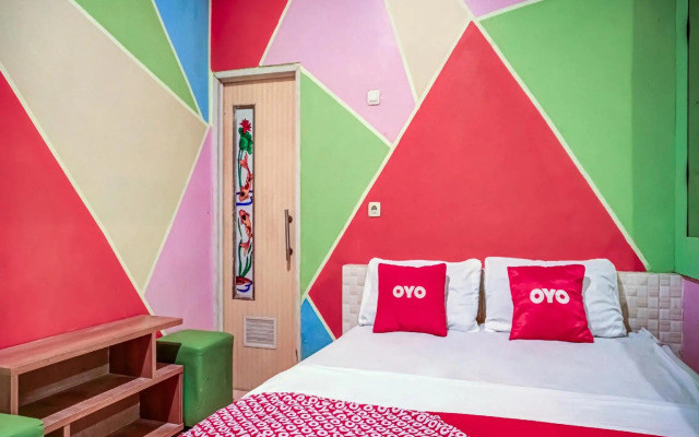 Capital O 91034 Hotel Grand Kenari