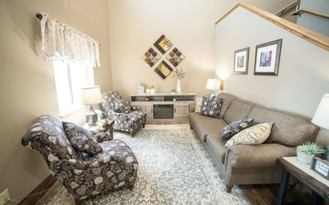 Quality Inn & Suites Watertown near Prairie Lakes Ice Arena