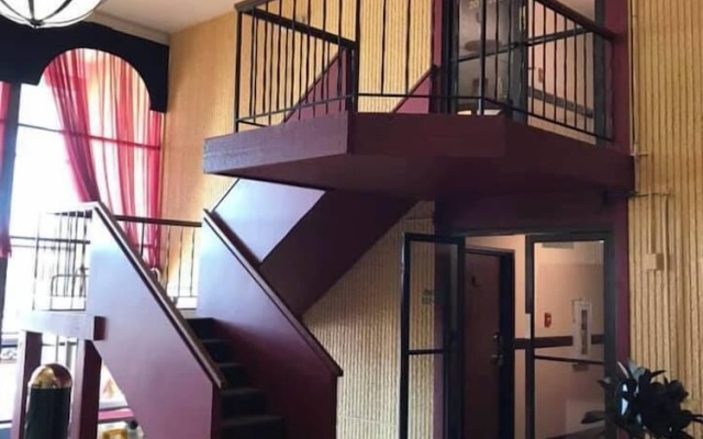 Crookston Inn & Convention Center