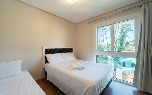 Casa ampla no segundo andar Canela RS RHO063