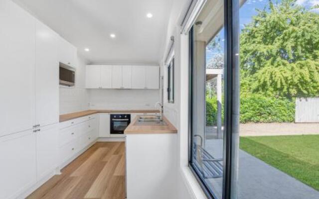 20 Toorak Road