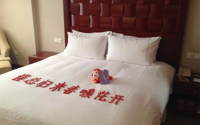 Gezhouba Hotel