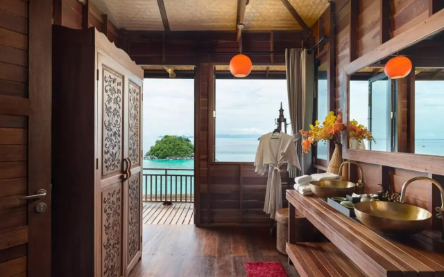Serendipity Beach Resort Koh Lipe