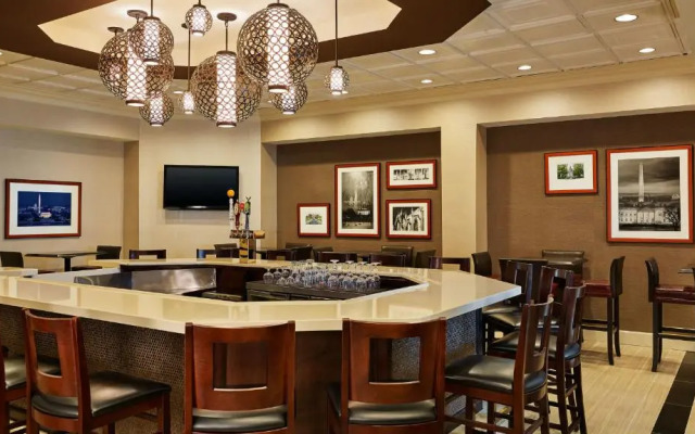 Wyndham College Park North / Washington DC Area