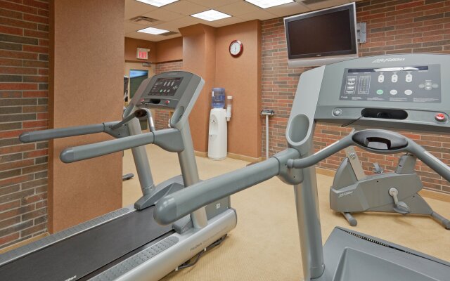 Holiday Inn Niagara Falls - By The Falls by IHG