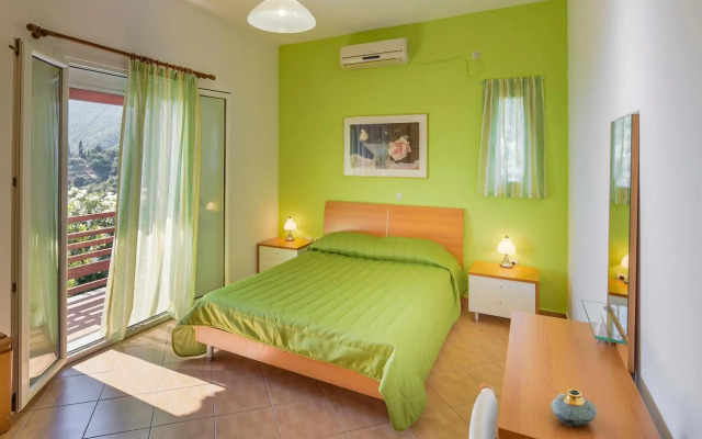 Mouzakis Villas