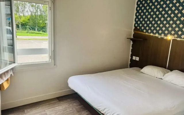 Fasthotel Val De Reuil