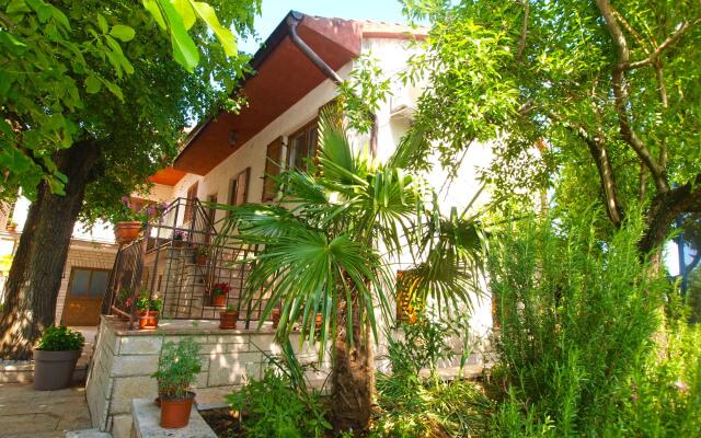 Apartment 1655