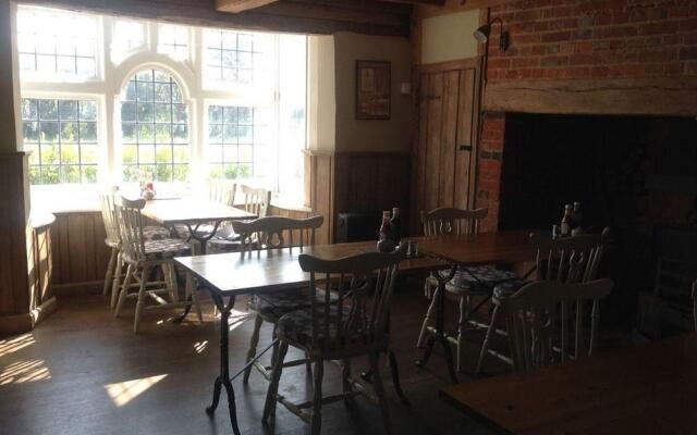 Hare And Hounds