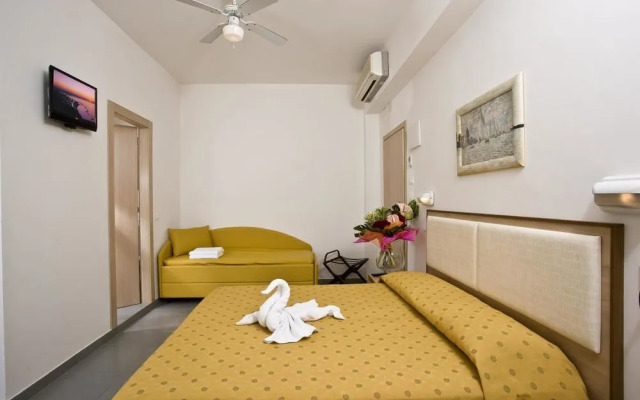 Nautilus Hotel