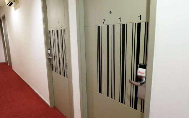 Smart Hotel Thamrin Jakarta