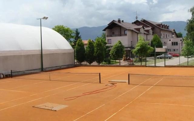 Delminium Hotel