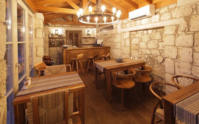 Agrovela Alacati Hotel