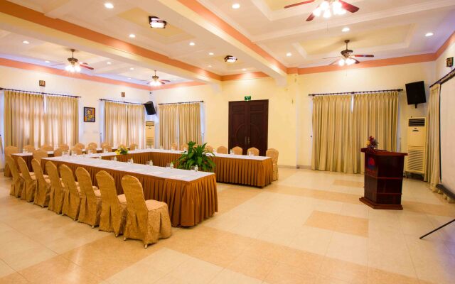 Golden Coast Resort and Spa