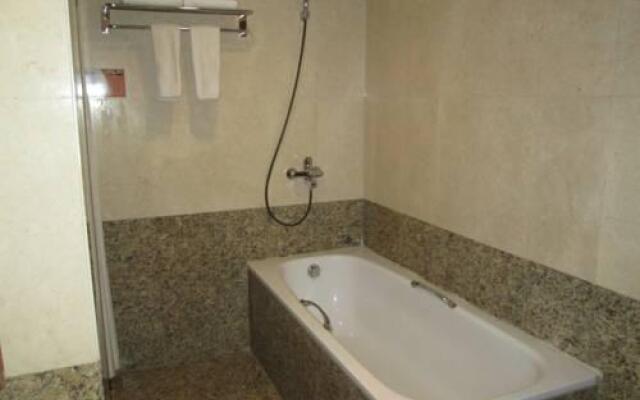 Grand Elty Singgasana Hotel