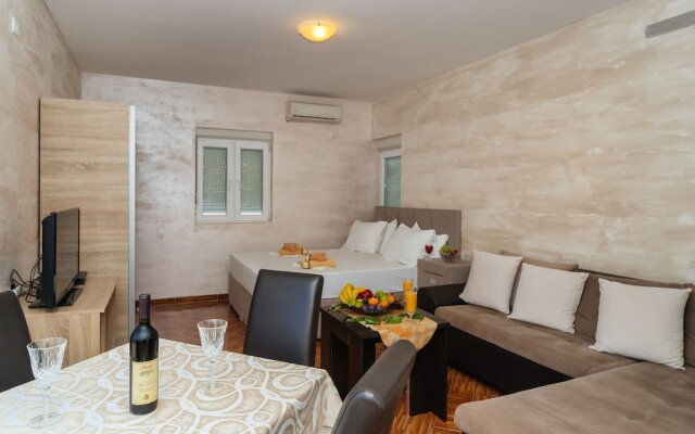 ApartHotel Stijovic